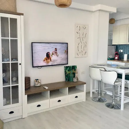 Panoramis 417 Pe Plaja Cu Frontala La Mare Năvodari